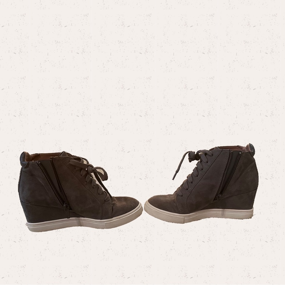 L. Paolo sneaker wedges
